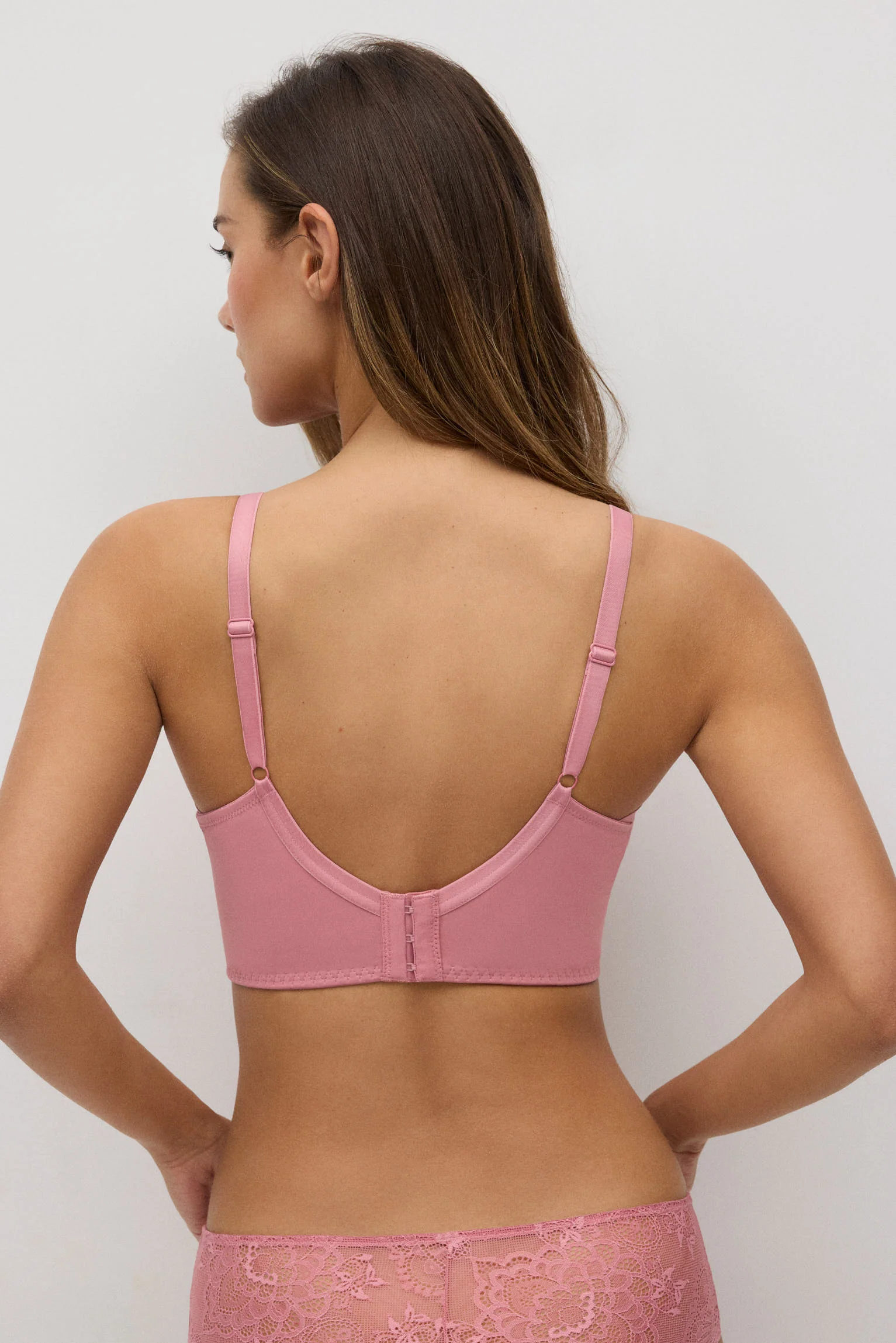 Reggiseno imbottito con ferretto in pizzo floreale rosa - immagine 4