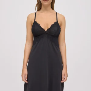 Camicia da notte in pizzo nero con spalline regolabili