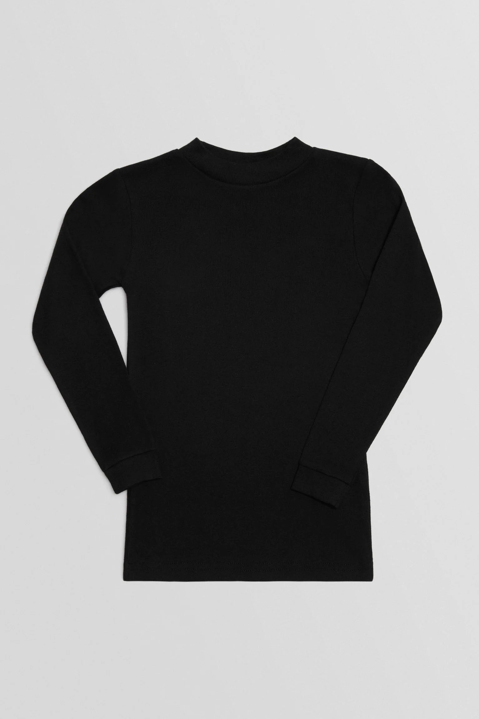 Calda t-shirt nera a maniche lunghe con collo a semi-cigno - immagine 2