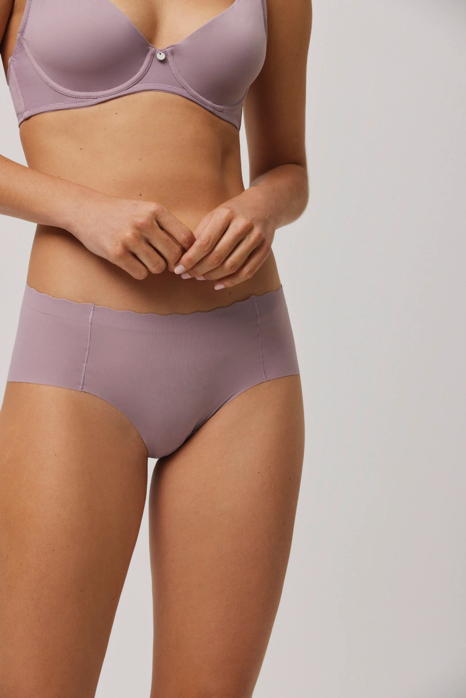 Mutandina midi laser lilla - immagine 2