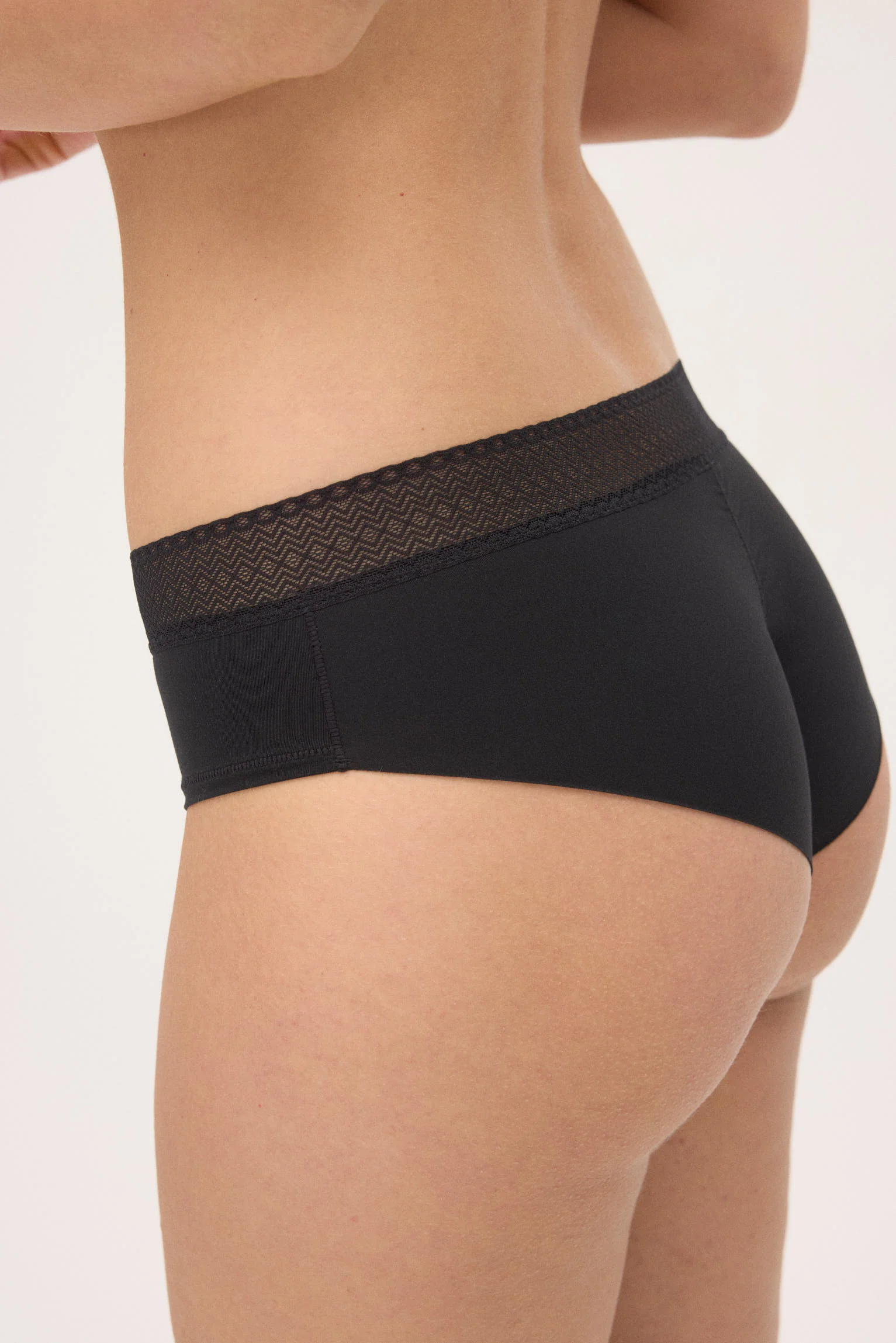 Slip brasiliano midi con finiture invisibili, nero - immagine 5