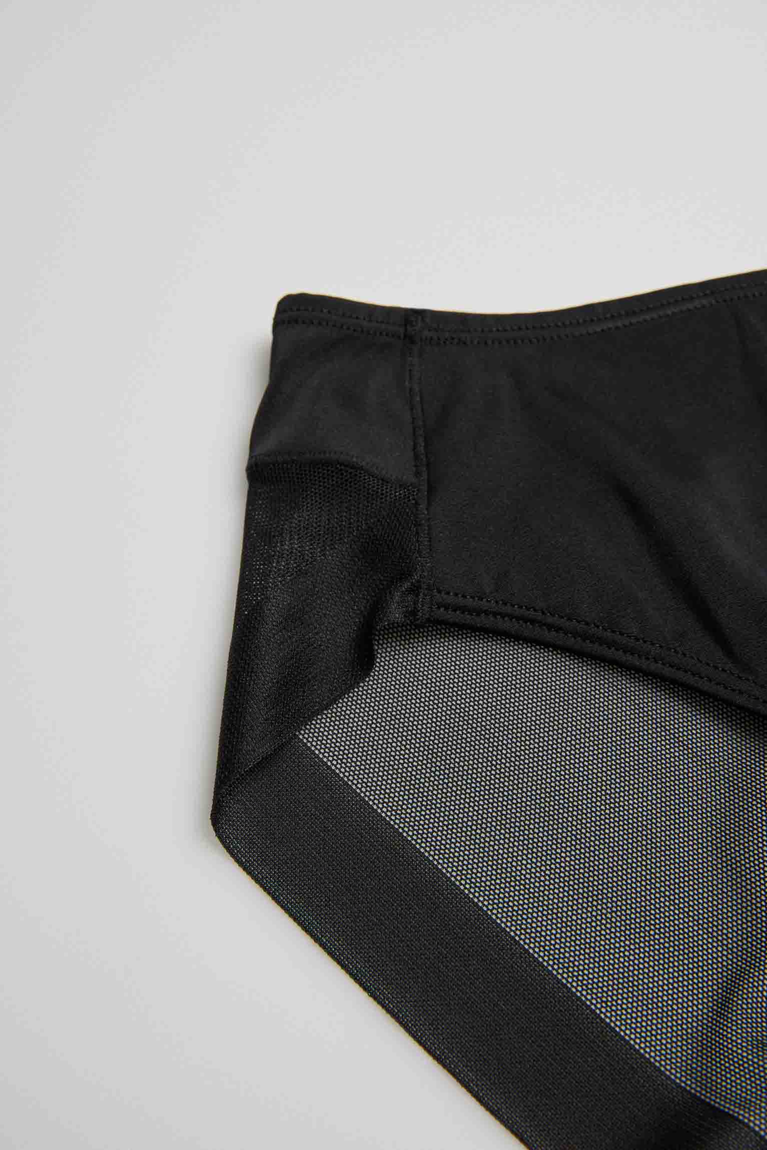 Mutandina in tulle nero - immagine 5