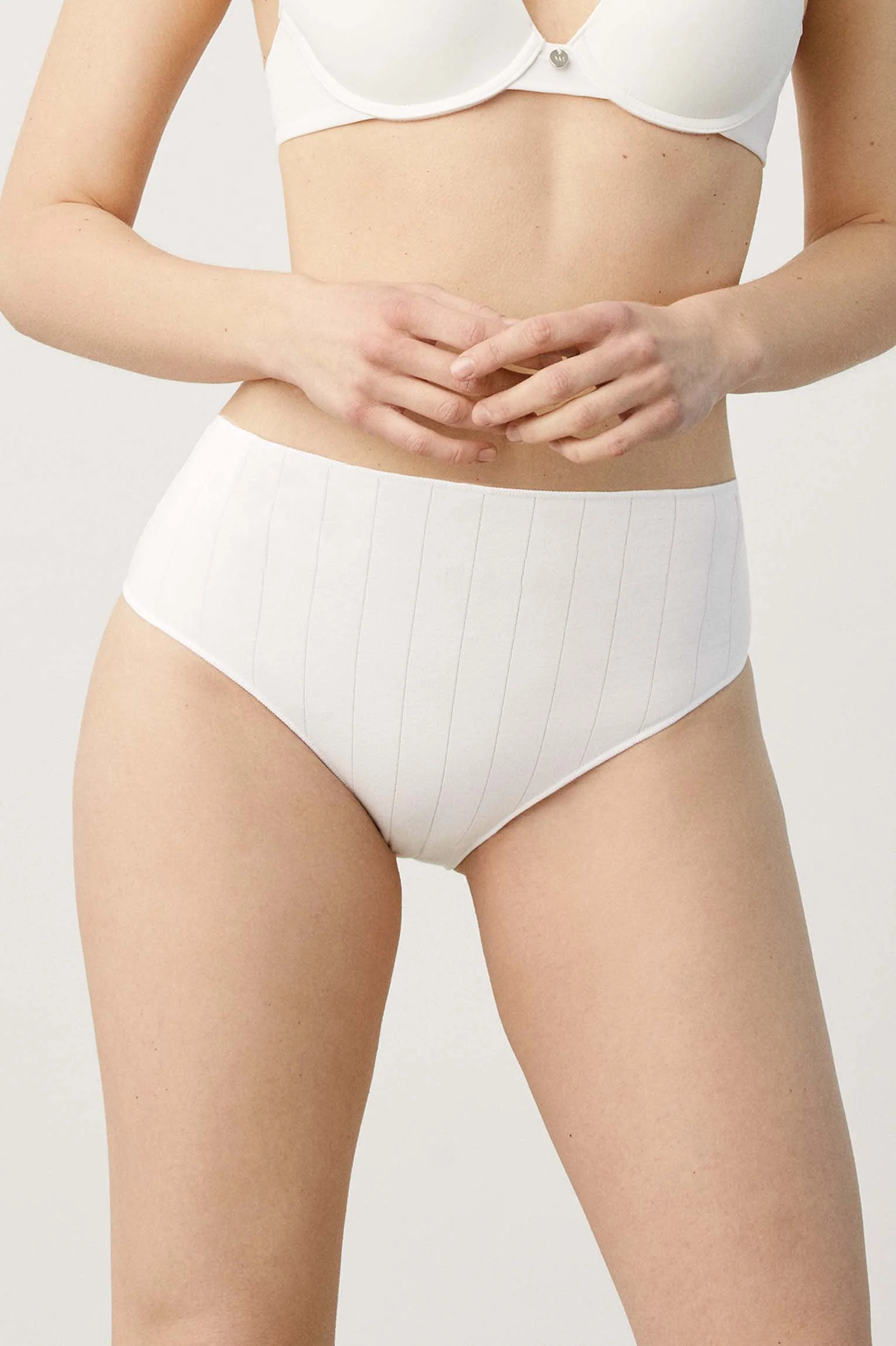 Mutandina alta bianca a coste - immagine 2