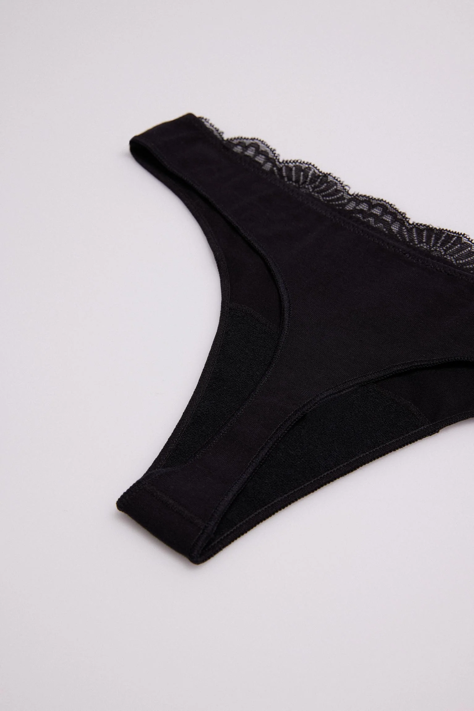 Perizoma intimo nero - immagine 4