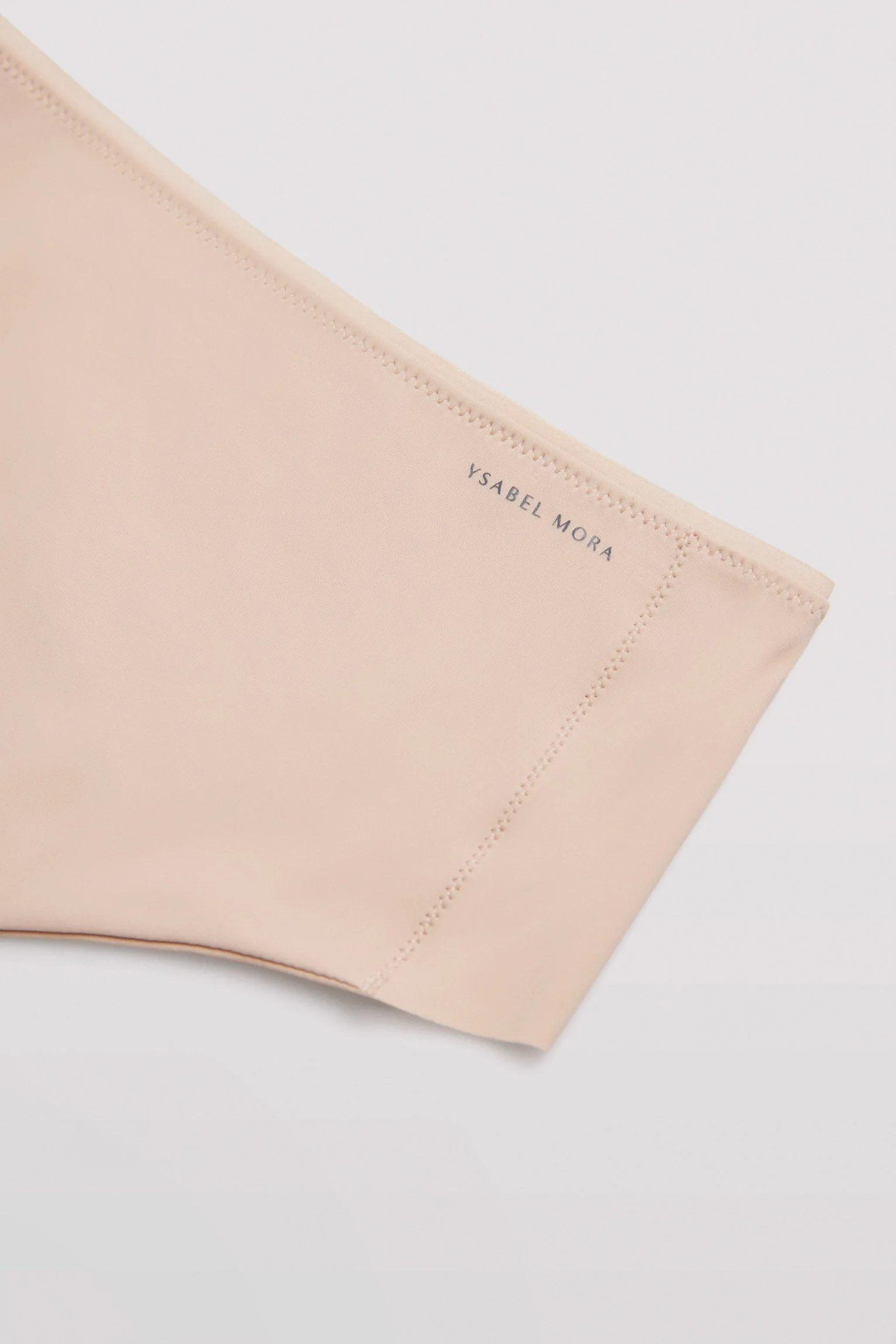 Perizoma a vita alta nude - immagine 6