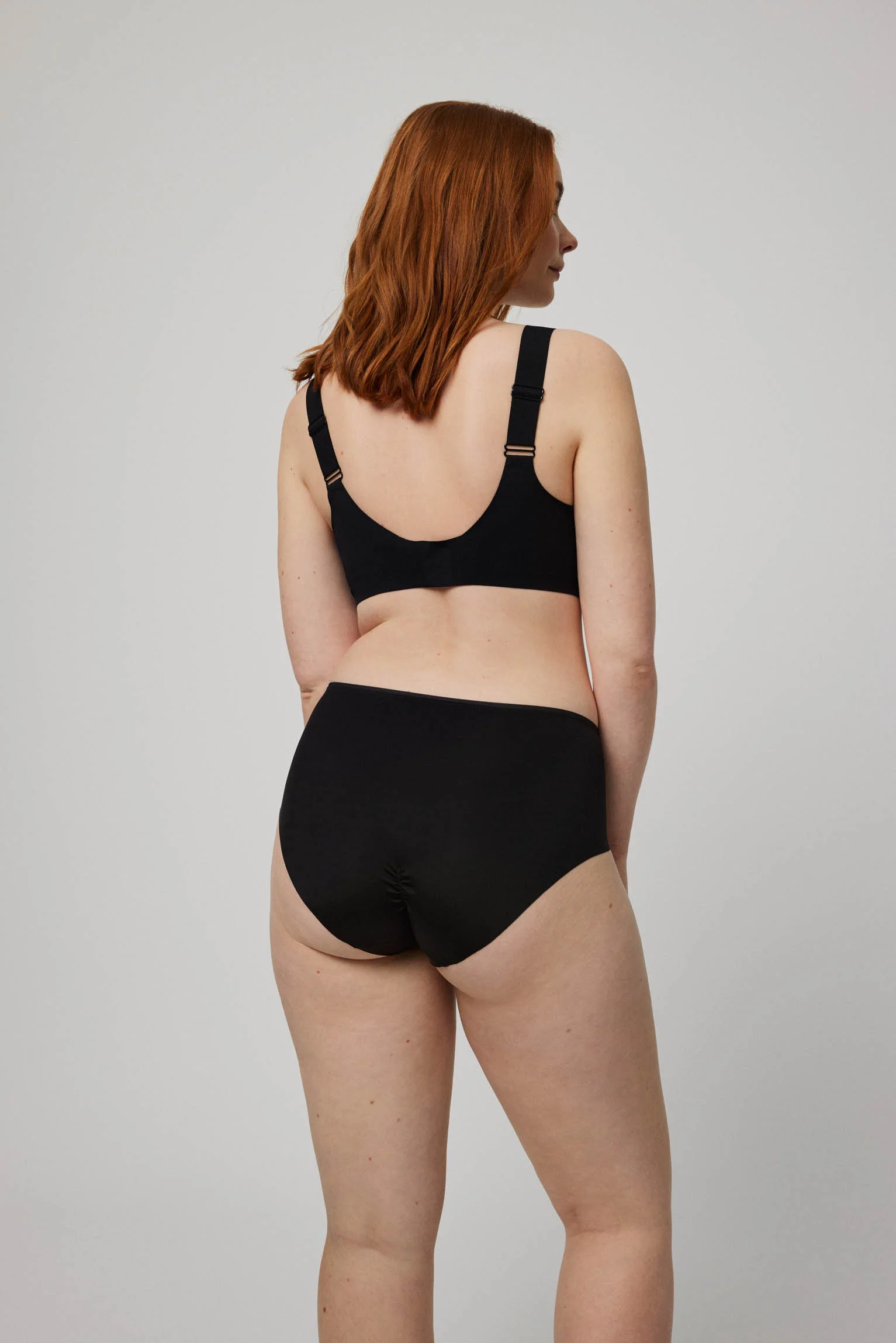 Mutandina di controllo modellante nera - immagine 3