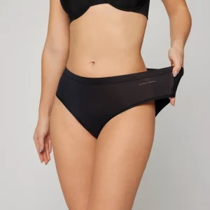 Mutandina midi Adapt con finiture nere invisibili