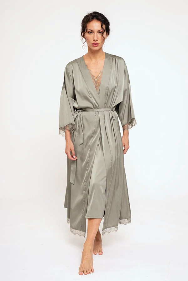 Vestaglia da donna in raso verde | MUYDEMI - immagine 3