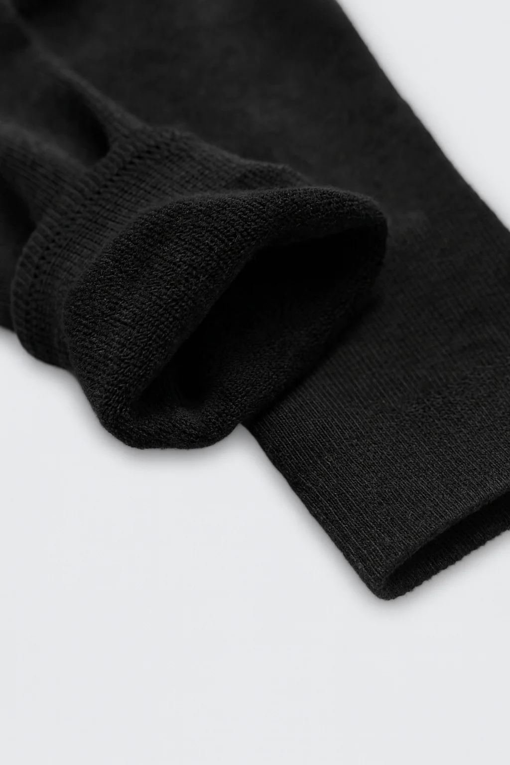 Confezione da 3 calzini termici alti con polsini anti-pressione in nero - immagine 4