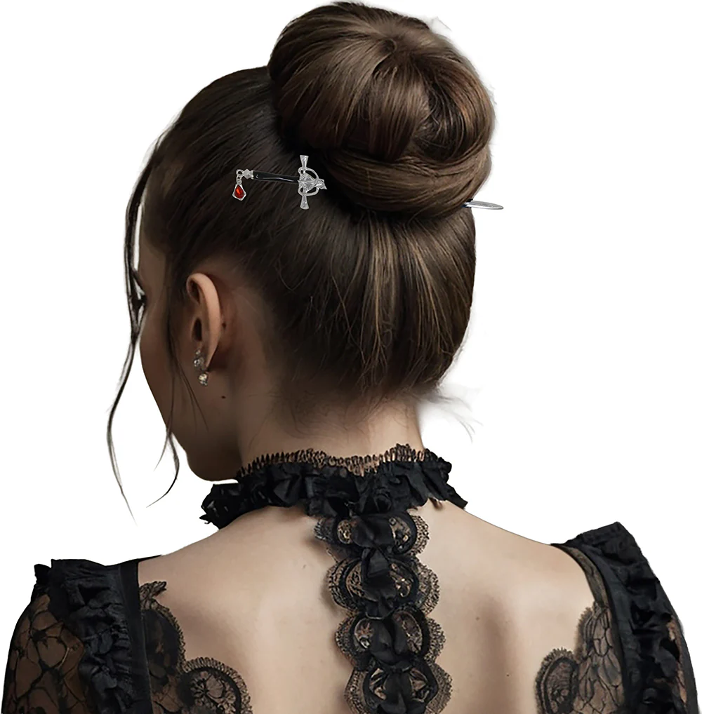 Spilla metallica di spada gotica per capelli - immagine 3