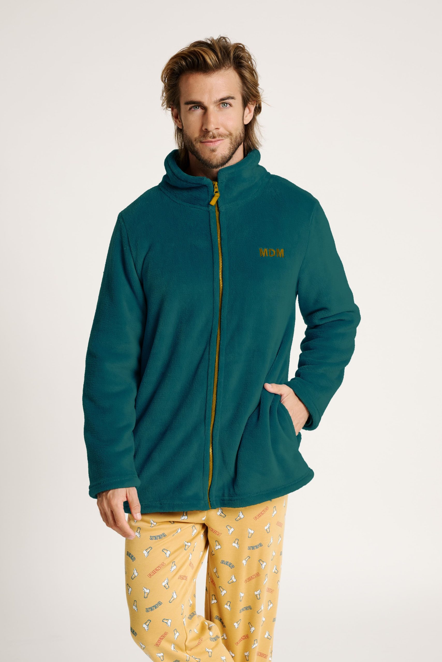 Vestaglia verde da uomo con collo alto e cerniera | MUYDEMI - immagine 2