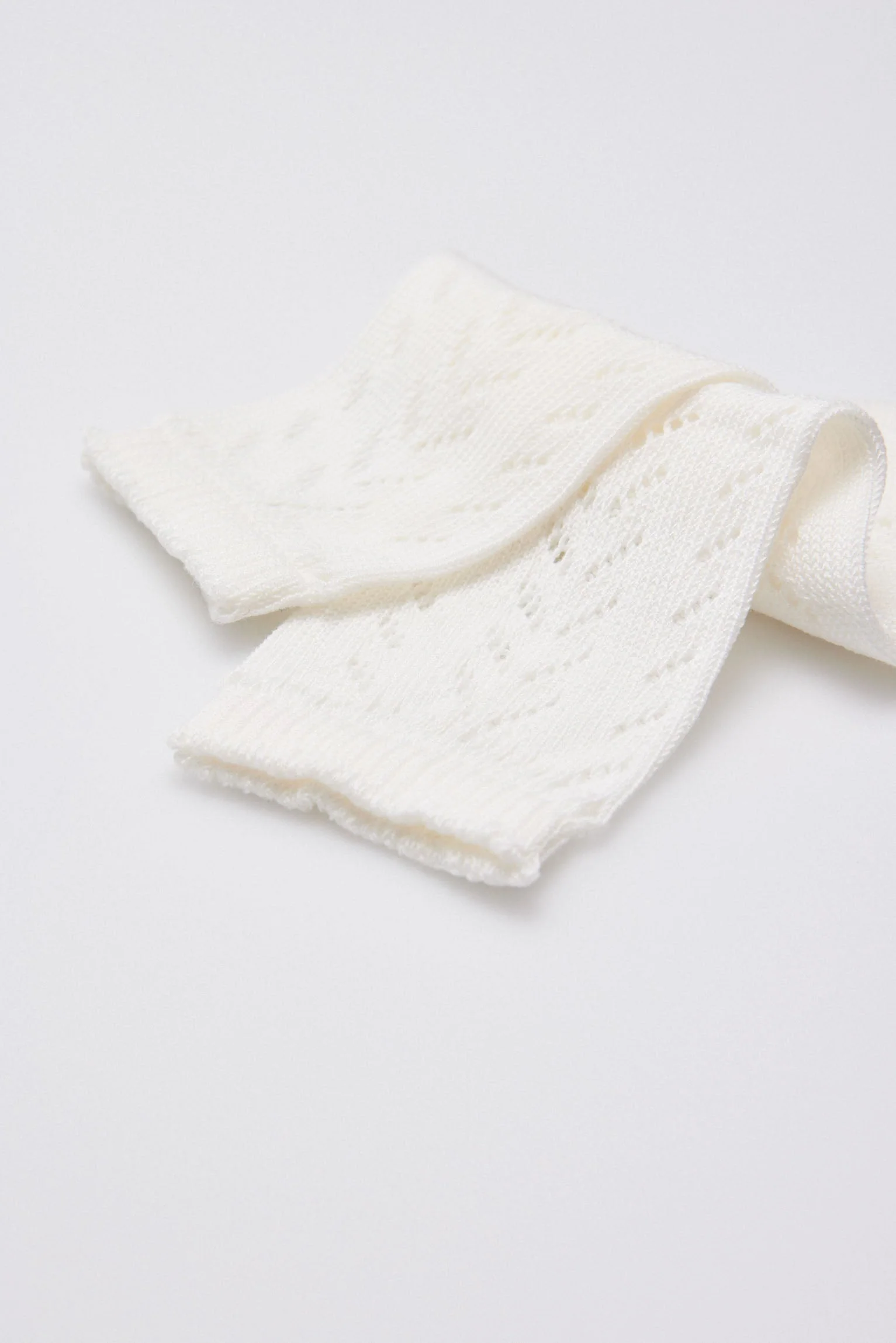 Calzini traforati per bambini avorio - immagine 3