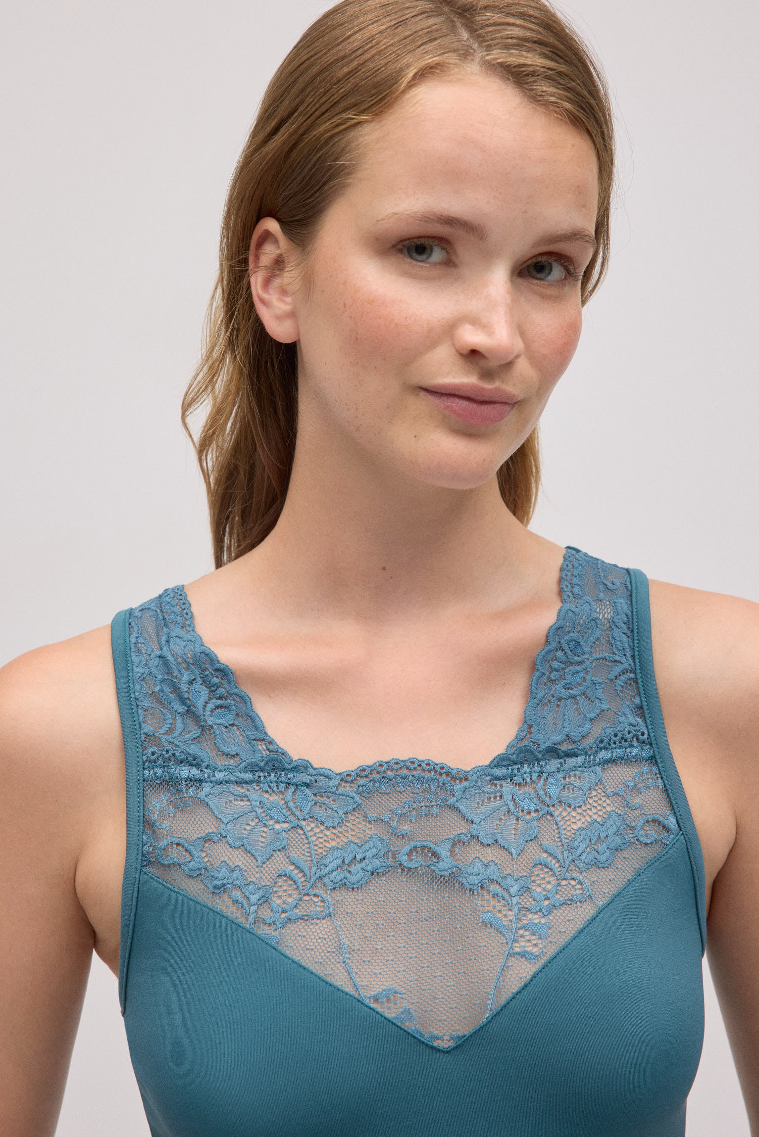 Canotta termica da donna con pizzo blu - immagine 4