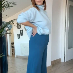 Outfit con pantaloni blu @emidelgado79