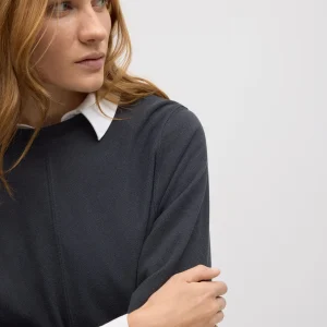 Maglione caldo girocollo con texture color carbone