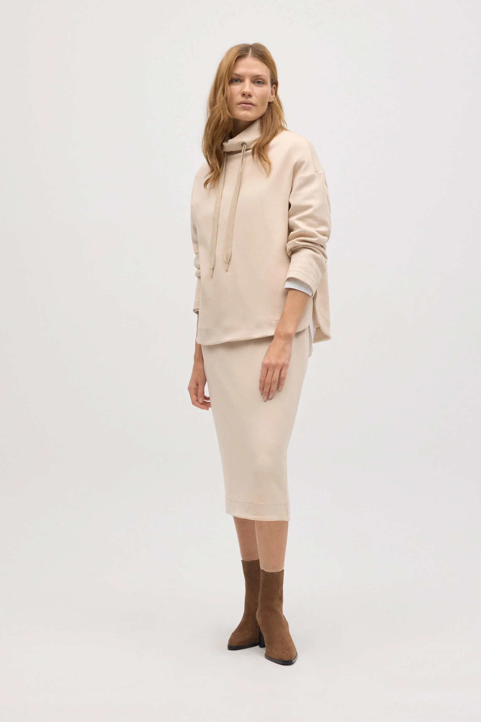 Felpa girocollo fluida color avorio - immagine 3