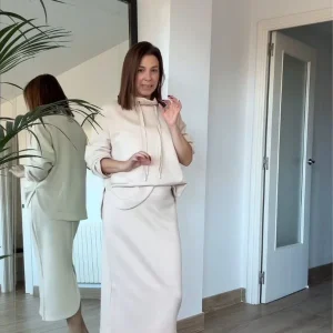 Look casual con gonna midi @emidelgado79