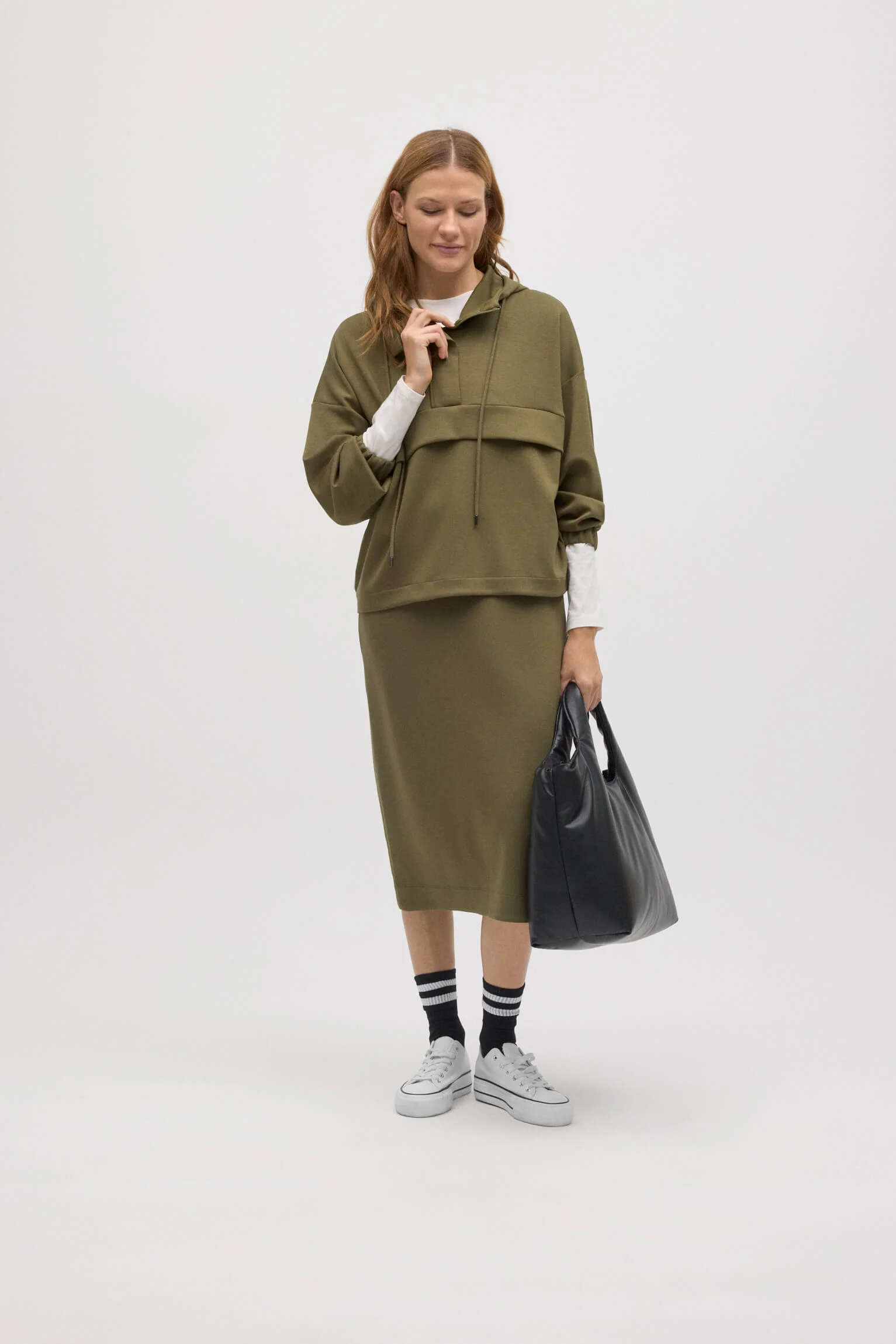 Felpa verde fluida con cappuccio - immagine 3