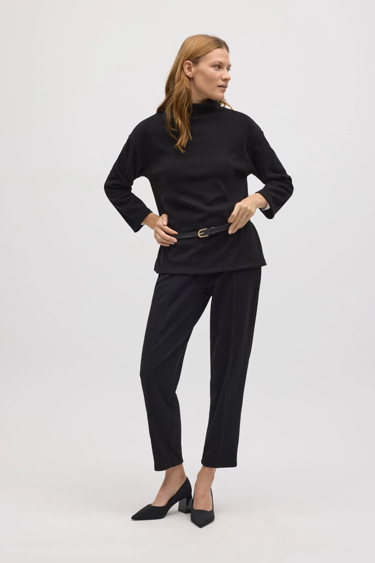 Maglione con collo Perkins effetto velluto a coste nero - immagine 4