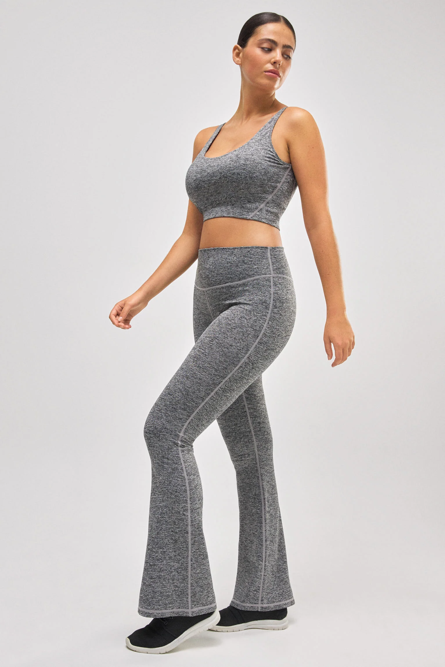 Leggings sportivi grigi a zampa - immagine 2