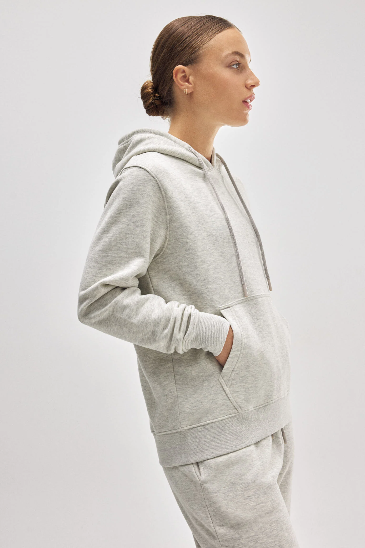 Felpa con cappuccio regolabile con interno in pile grigio - immagine 6