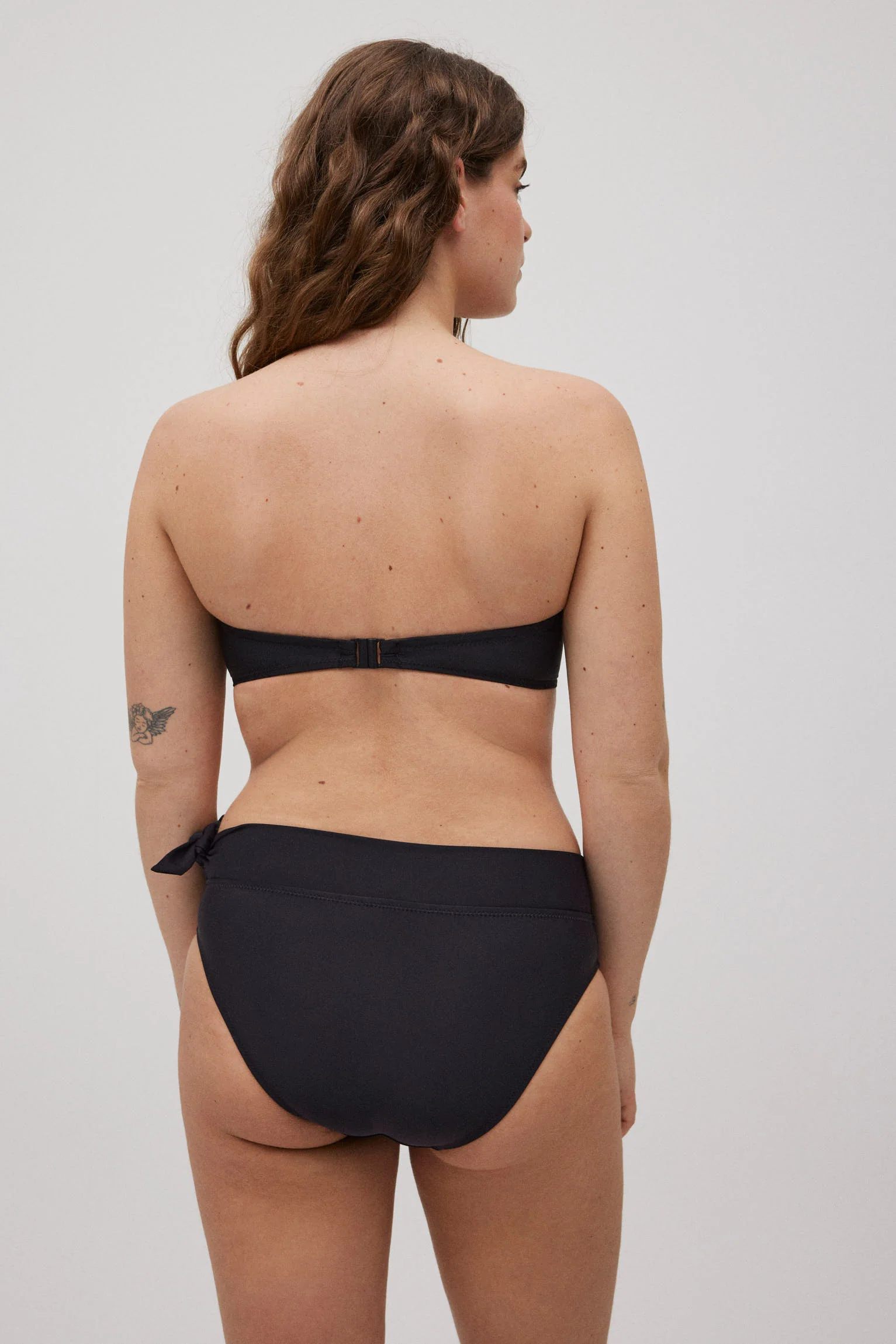 Top bikini a fascia nero per coppe B e D - immagine 7