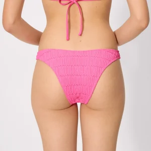 Slip bikini brasiliano con trama rosa