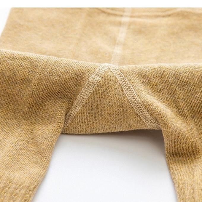 Collant per ragazze: Stile e comfort con motivi di bambole cartoon - immagine 5